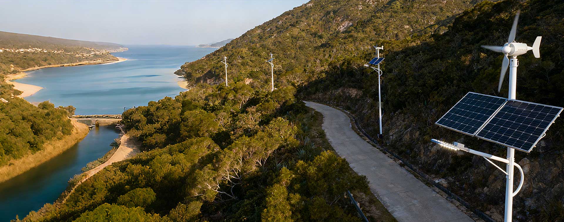 hybrid solar street light
